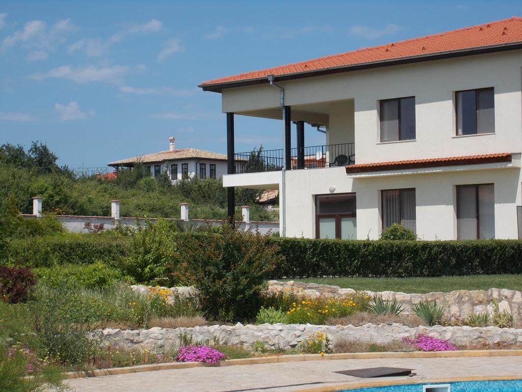 Villa Ketli Apartment Bliznatsi Esterno foto