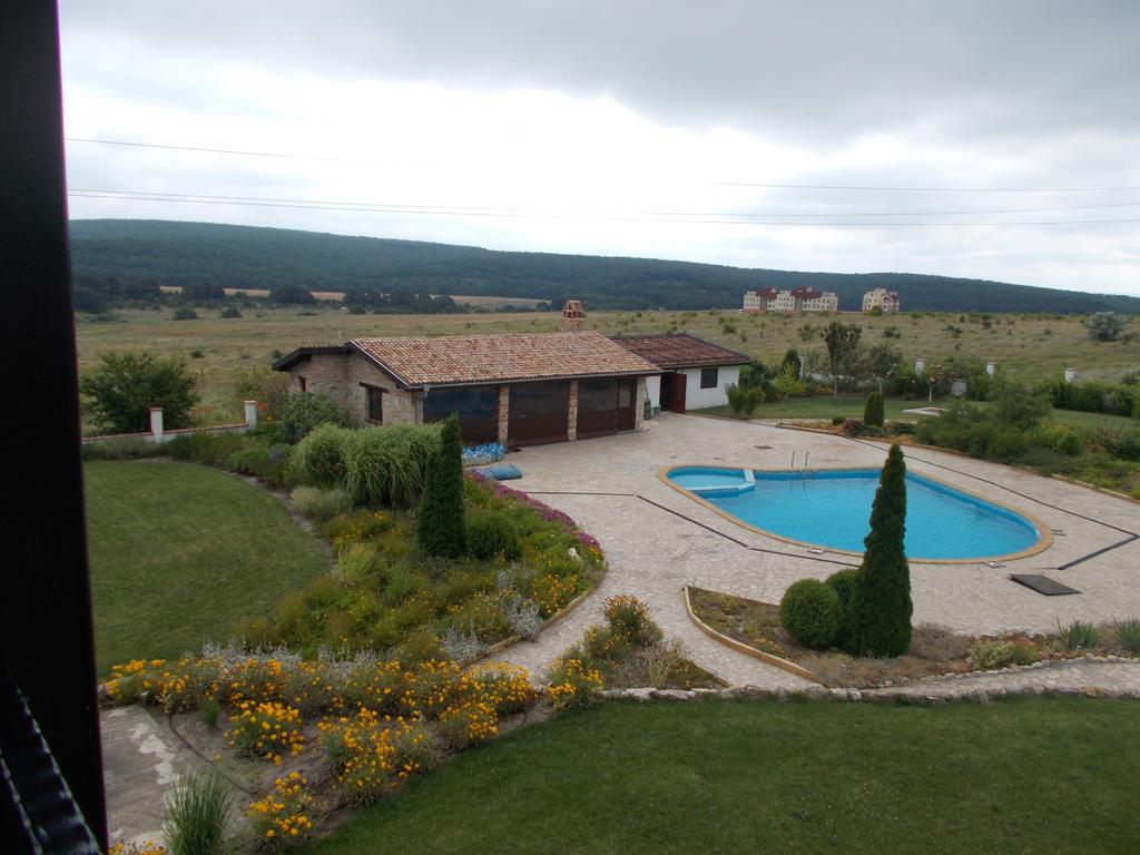 Villa Ketli Apartment Bliznatsi Esterno foto