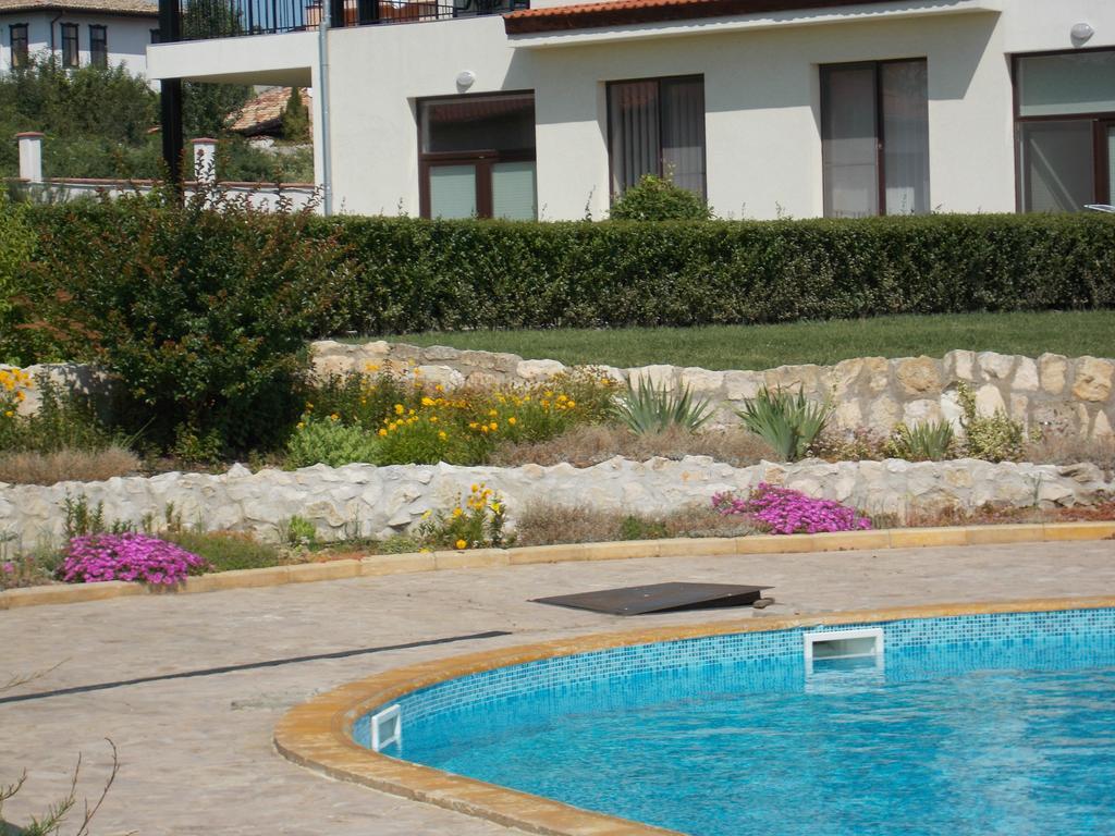 Villa Ketli Apartment Bliznatsi Esterno foto