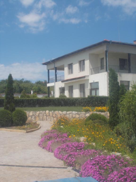 Villa Ketli Apartment Bliznatsi Esterno foto