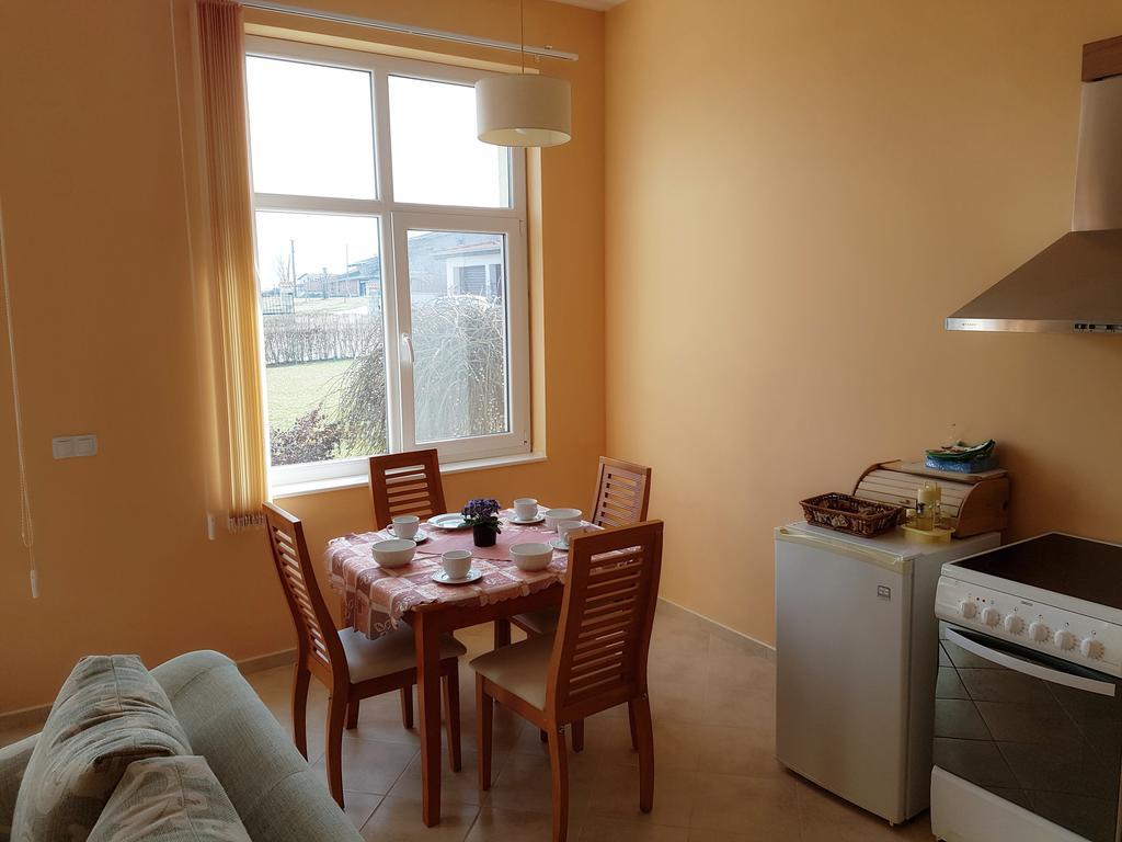 Villa Ketli Apartment Bliznatsi Esterno foto