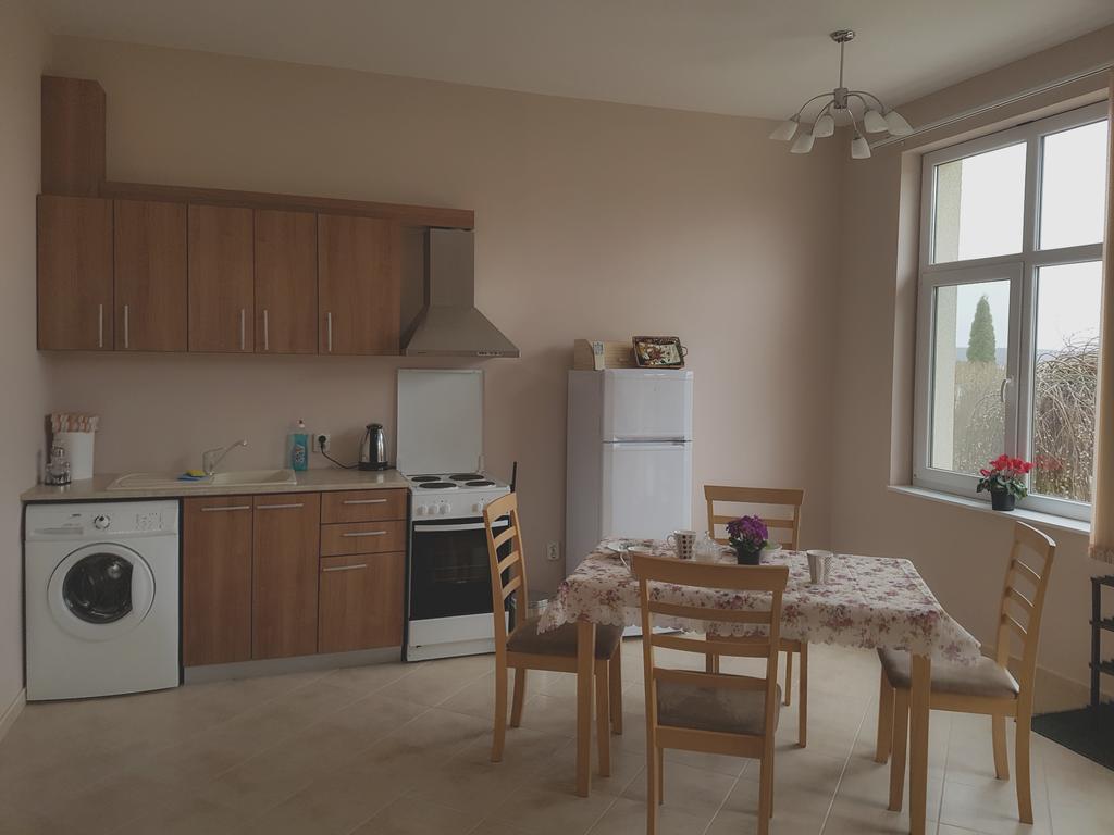 Villa Ketli Apartment Bliznatsi Esterno foto