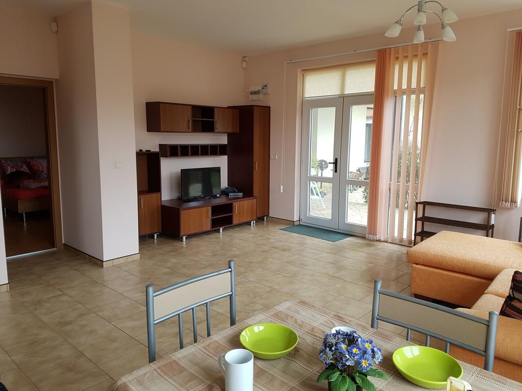 Villa Ketli Apartment Bliznatsi Esterno foto